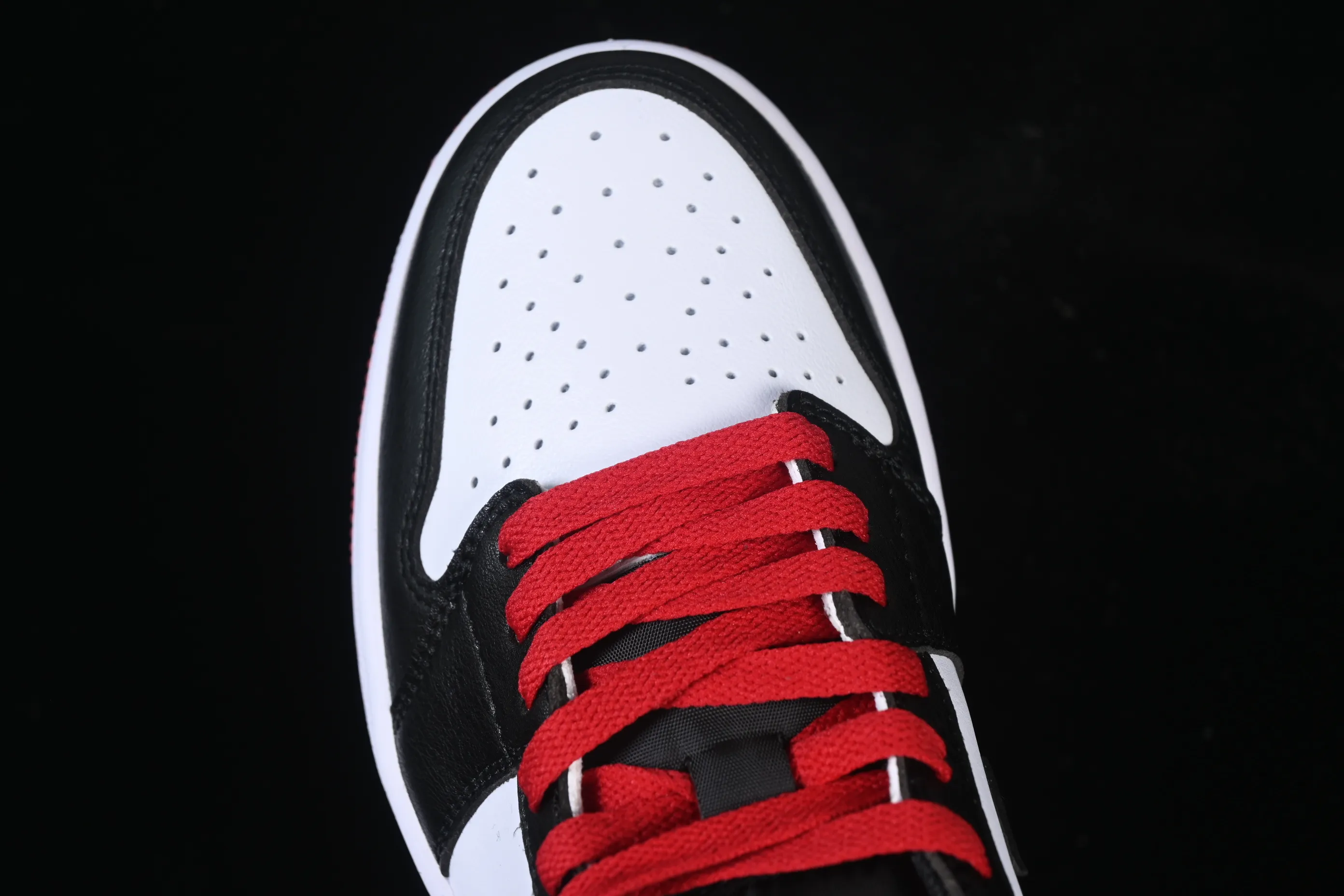 All categories Air Jordan Jordan series basketball shoes Air Jordan 1 Low Air Jordan 1 Low OG "Black Toe" AJ1 Joe 1 black toe low-top cultural casual sneakers CZ0790-106